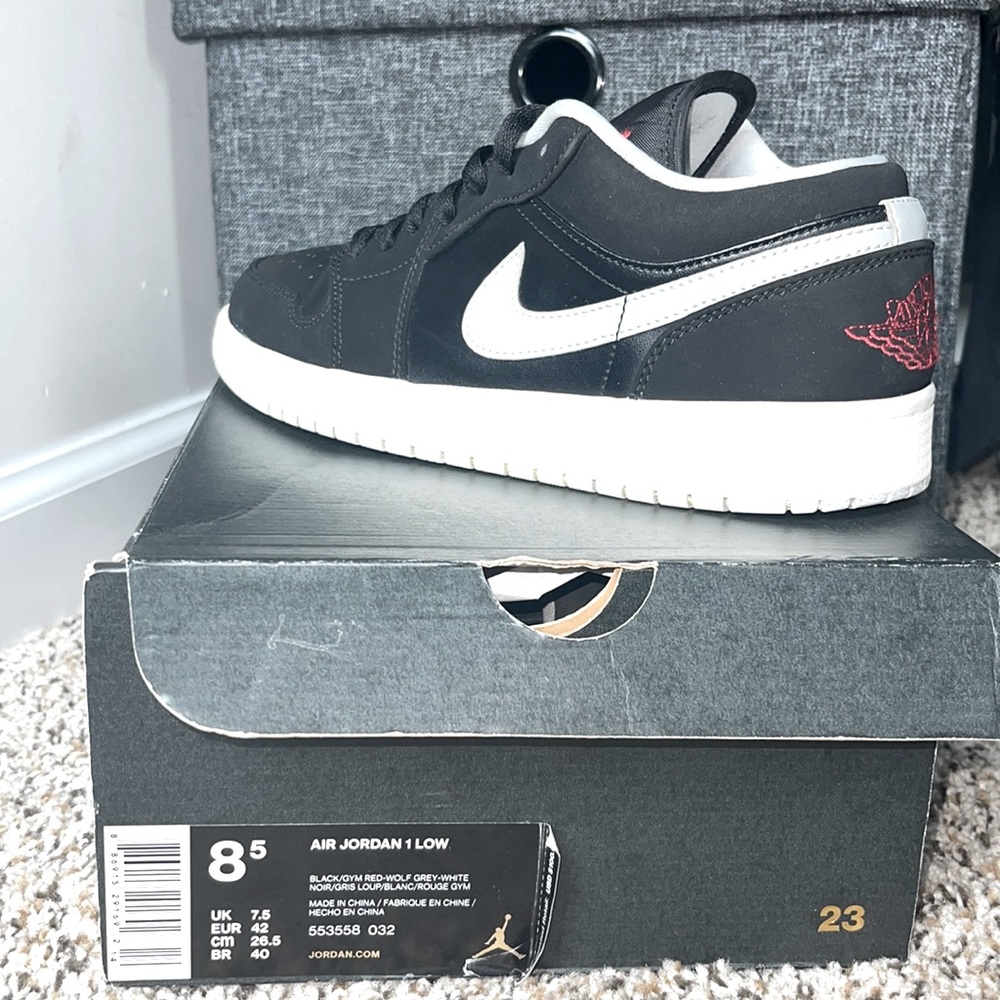 Air Jordan 1 Low
